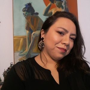 Meet your Posher, Denise